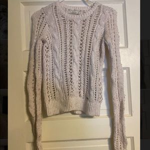 White Abercrombie & Fitch sweater